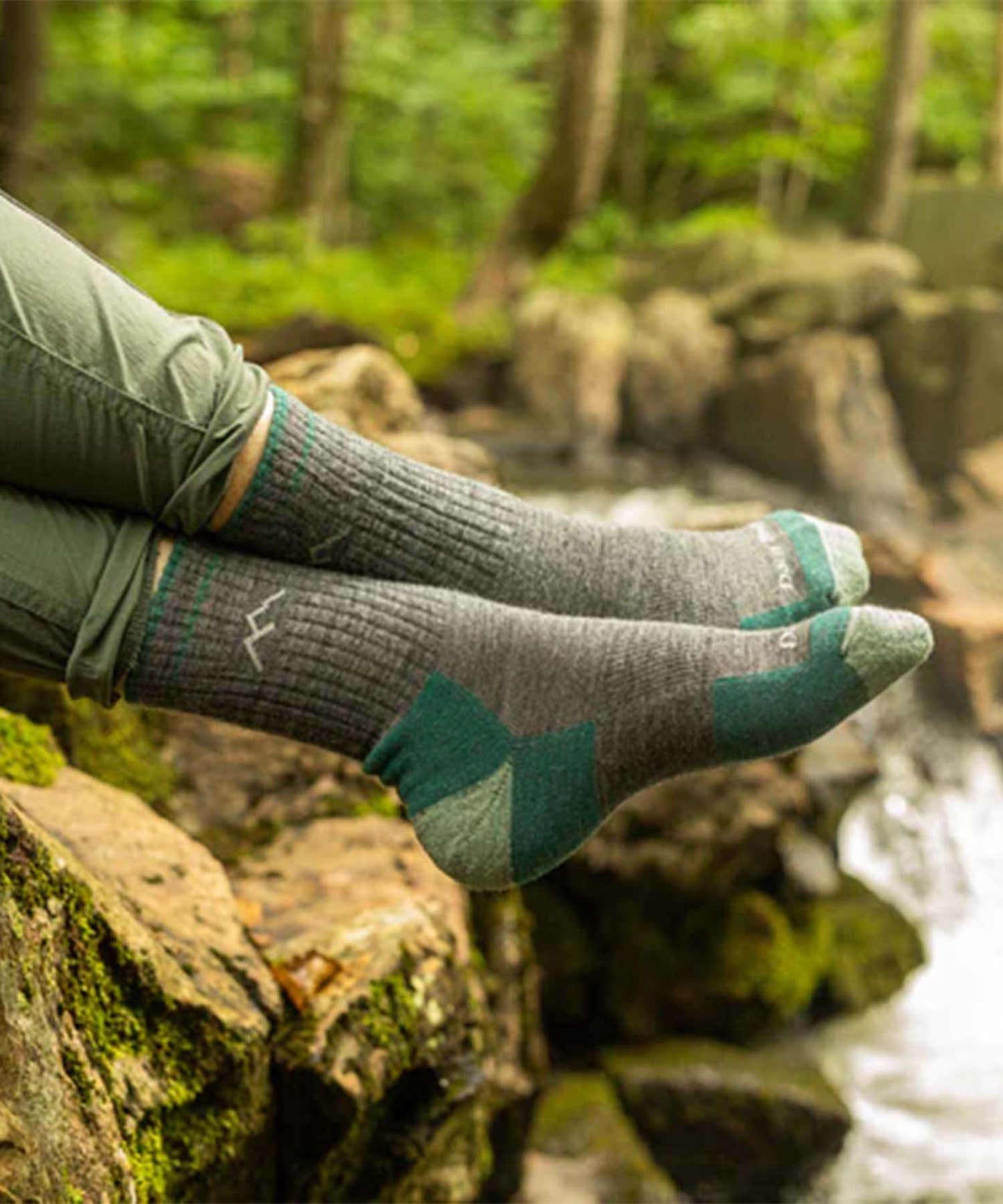 Darn Tough Women's Hiker Micro Crew Midweight Hiking Sock - Taupe (1903-C Taupe 0722)