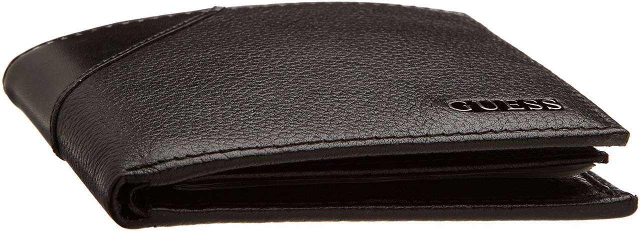 Guess Men's Fresno Passcase Wallet #31GU22X003