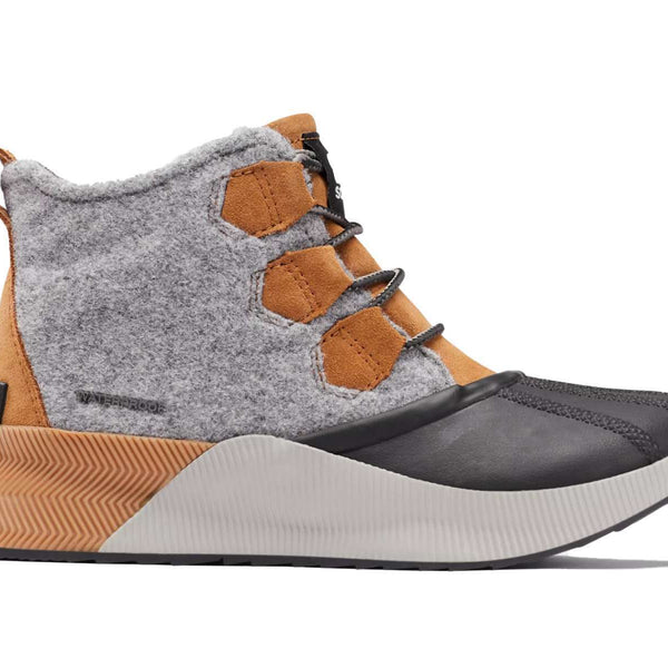 Sorel Women's Out N About III Classic Boots - Camel Brown, Black