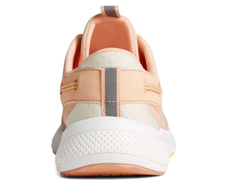 Sperry Women's 7 Seas 3-Eye Water Sport Sneaker STS87106 Peach