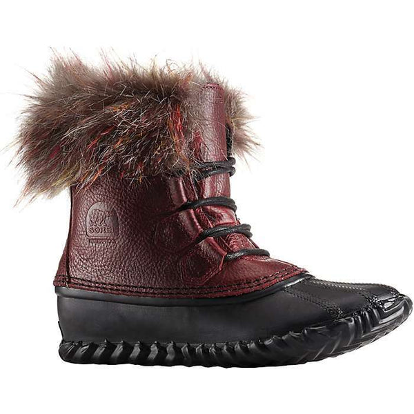 Sorel Women's Out N About Fur Lux Boots (Rich Wine)