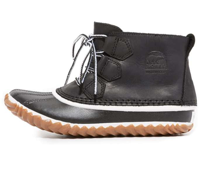 Sorel Women's Out N about Leather Snow Boot (Previous Season)