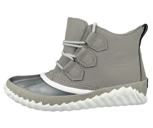 Sorel Women's Out n About Plus Boots (Chrome Grey Leather Metallic Shell Combination)