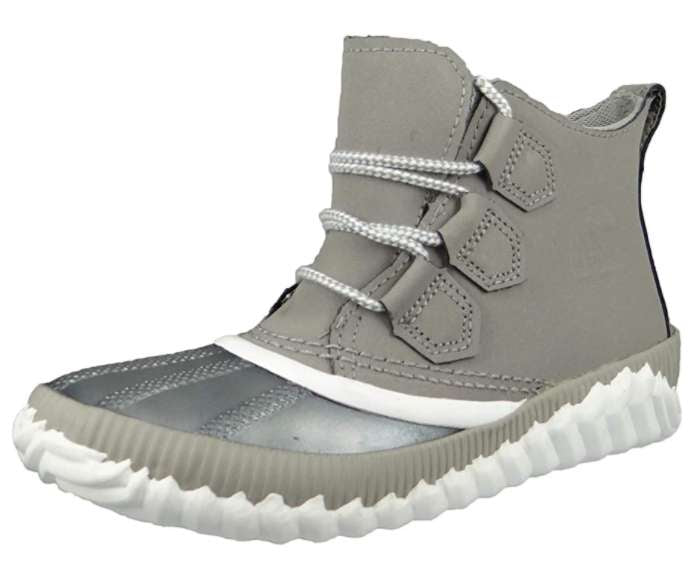 Sorel Women's Out n About Plus Boots (Chrome Grey Leather Metallic Shell Combination)