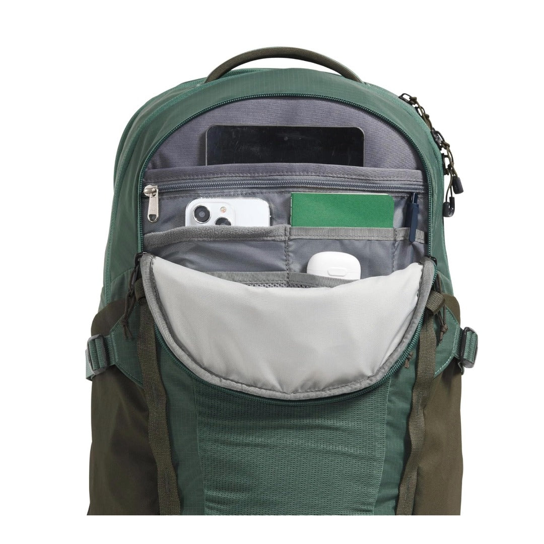 The North Face Men's Recon Backpack - Duck Green/New Taupe Green