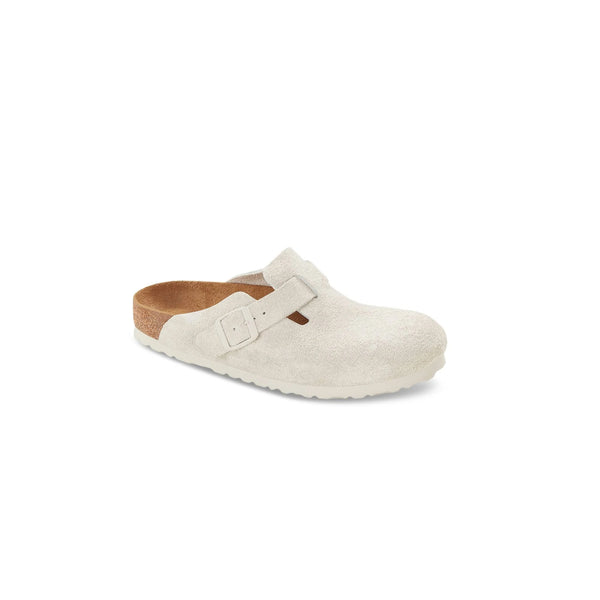 Birkenstock Boston Soft Footbed Clog, a cozy and supportive choice for year-round comfort.