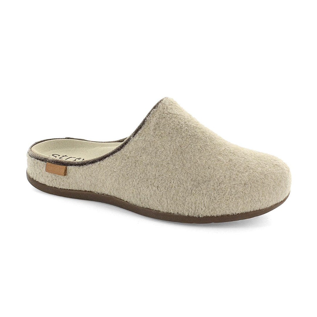 Strive Copenhagen Orthotic Slipper – a supportive, cushioned, and stylish slipper designed for ultimate comfort and foot health.