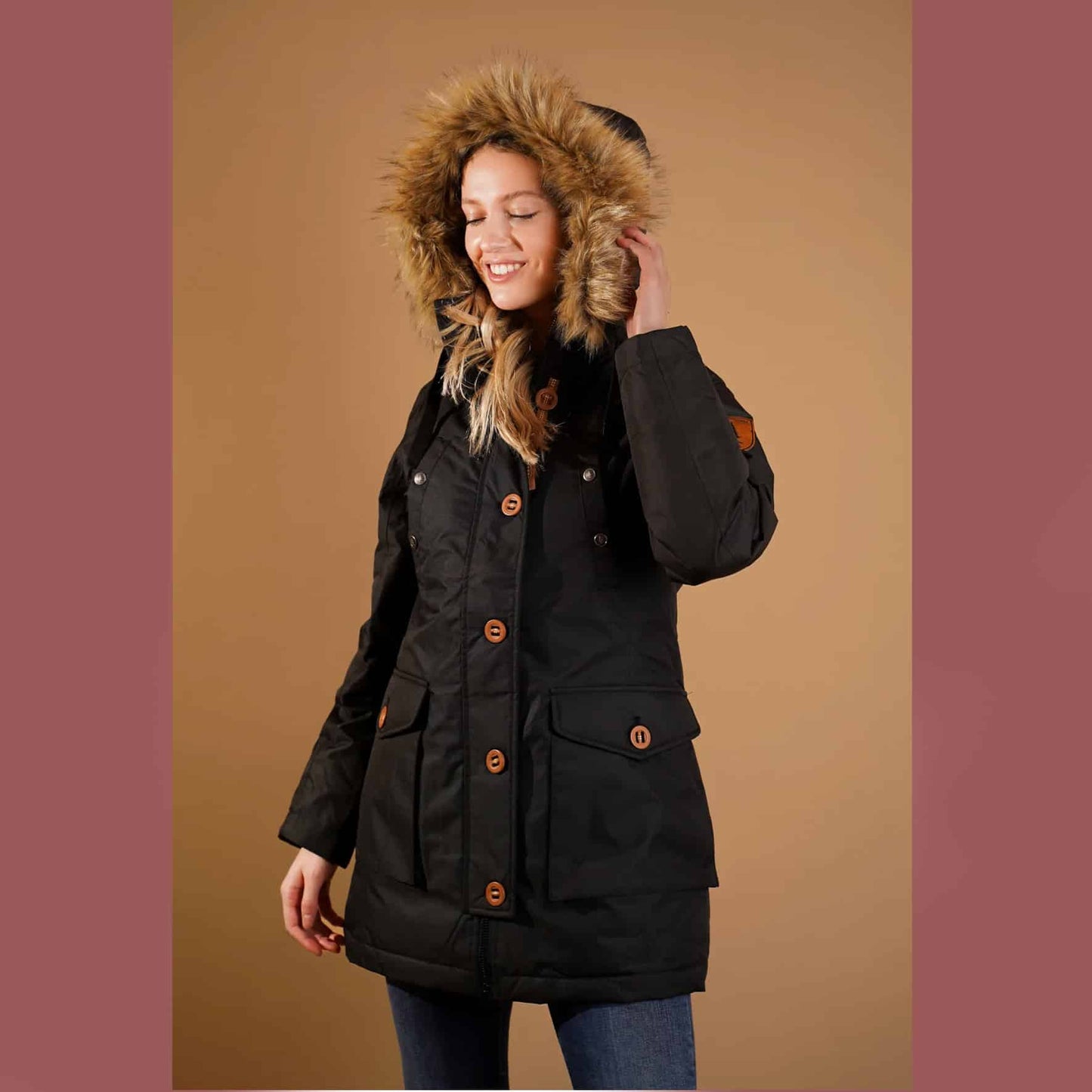 Wanakome Everly Parka - Black