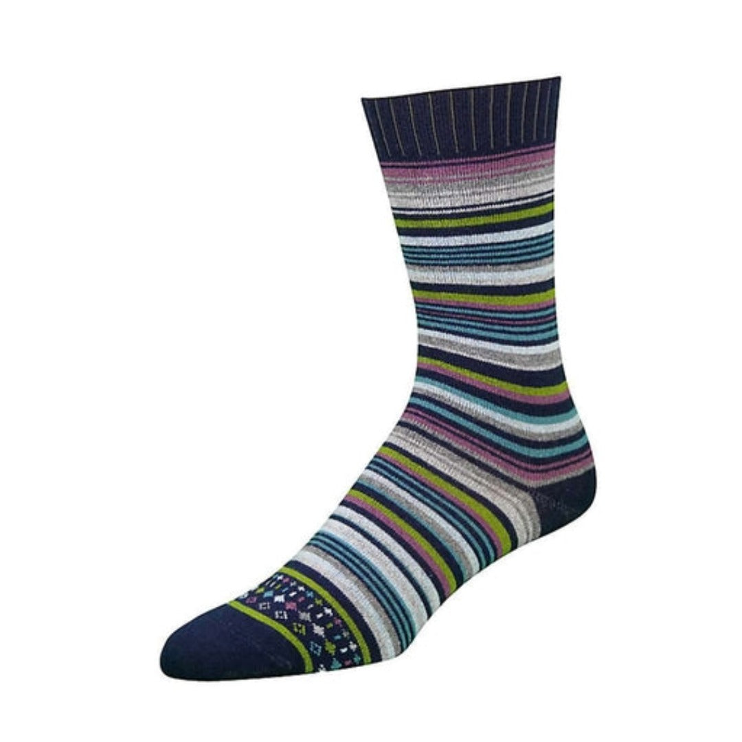 Wigwam Inline athletic socks featuring cushioned performance construction, breathable moisture-wicking knit, and sporty crew-length styling for skating and active wear.