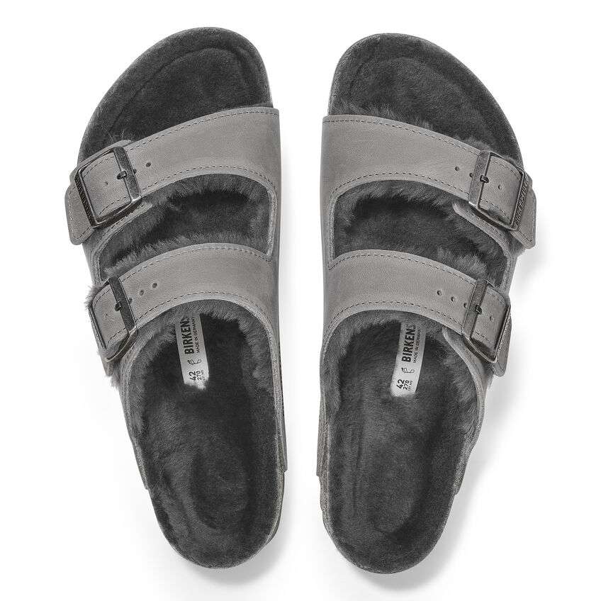 Birkenstock Arizona Shearling Oiled Leather Sandal - Iron, a cozy and stylish choice for colder seasons