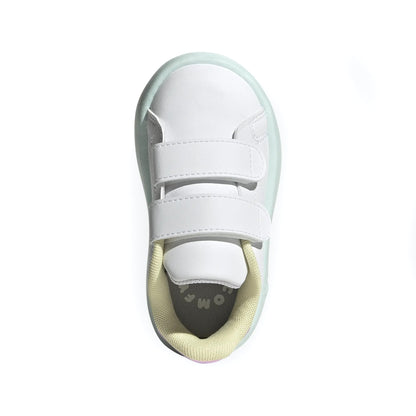 adidas UNISEX-CHILD ADVANTAGE SHOES