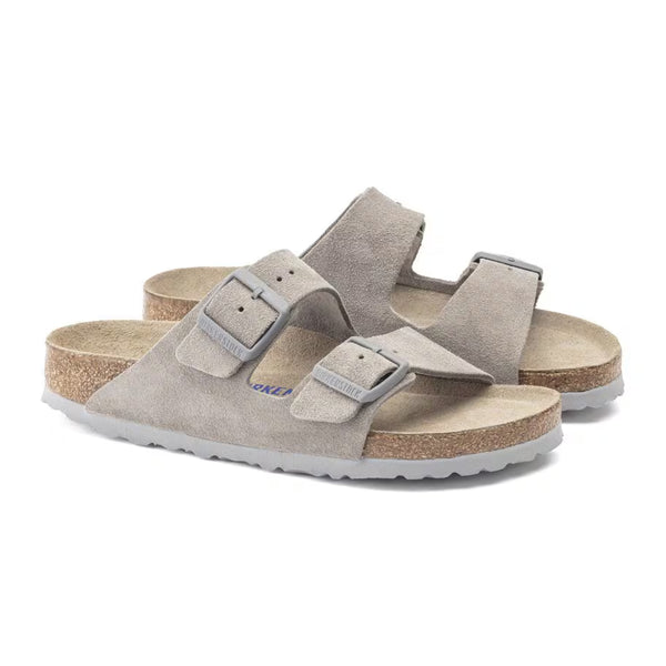 BIRKENSTOCK Men’s Arizona Soft Footbed Slides with two adjustable straps, cork‑latex footbed, and cushioned comfort.









Ask ChatGPT
