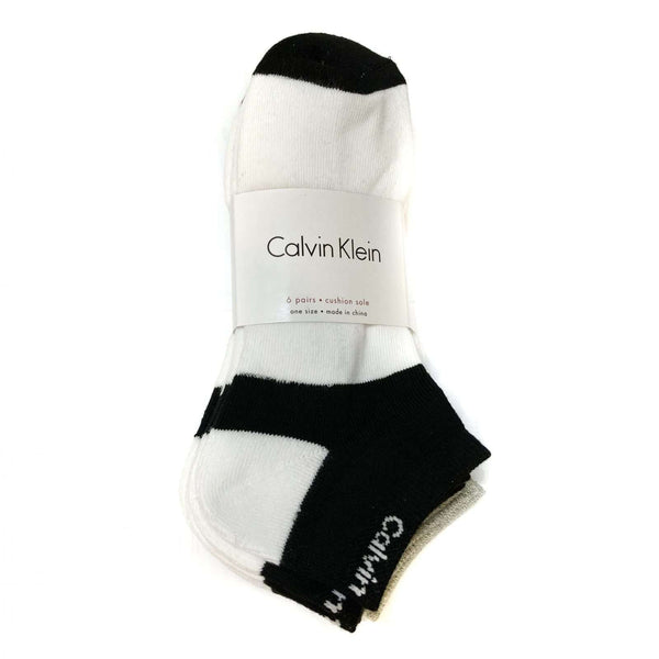 Set of Calvin Klein low-cut ankle socks with cushioned soles, designed for everyday comfort and athletic use.