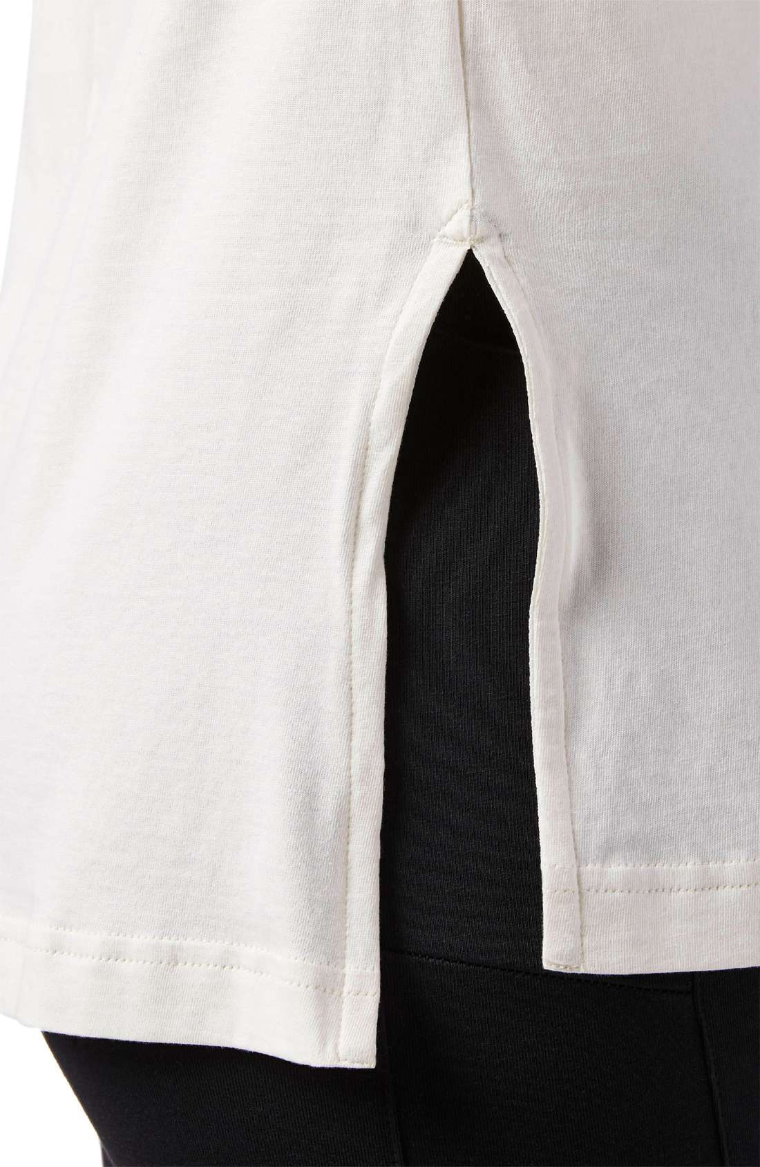 Reebok Women's Graphic Logo Tee 