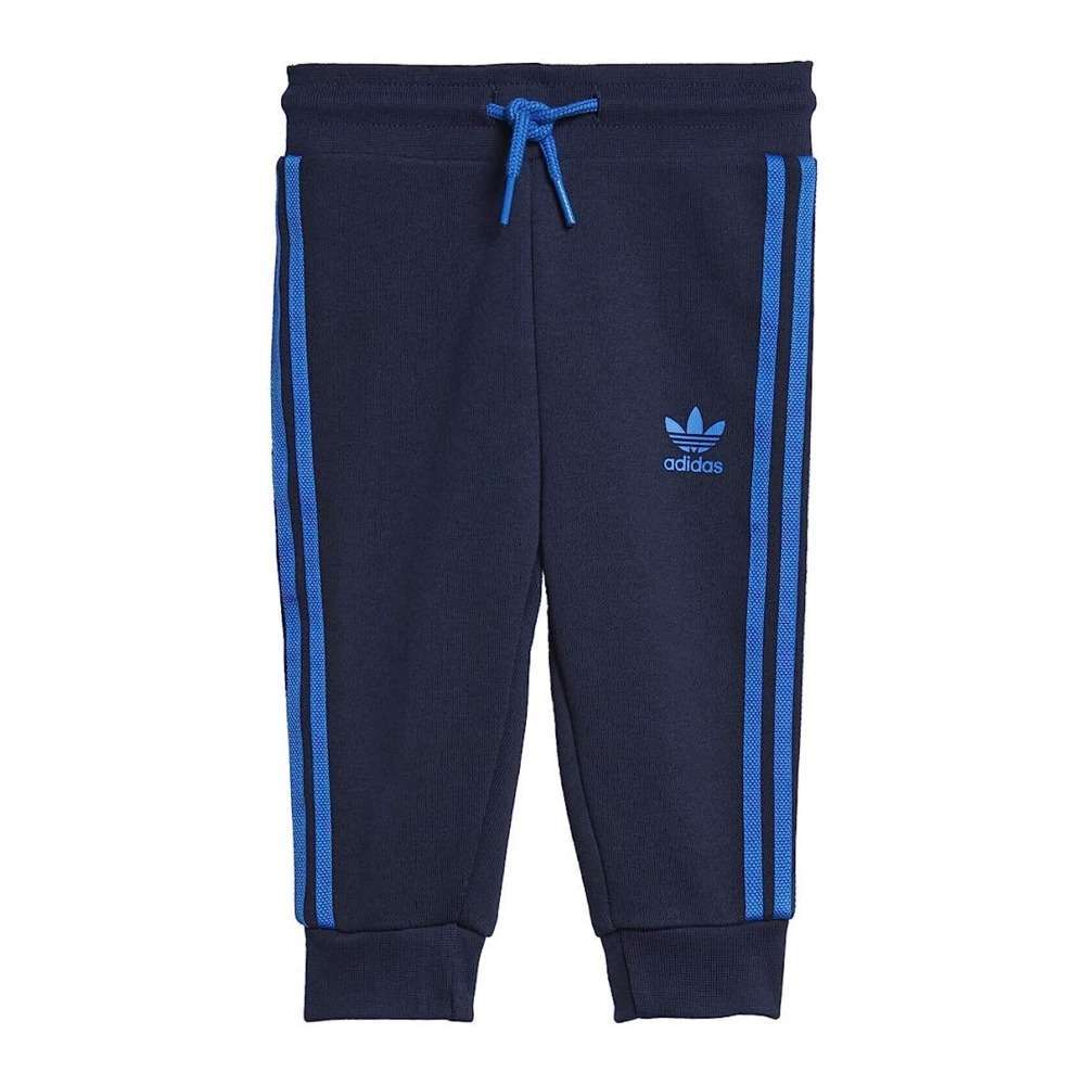 Stylish and comfortable adidas Unisex-Child Crew Set.