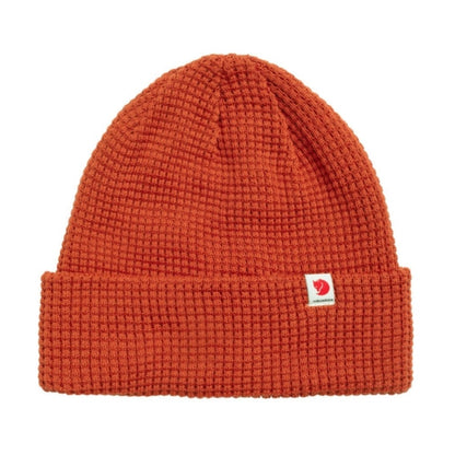Fjällräven Tab Hat beanie with a folded cuff and small logo tab, designed in a simple knit style for warmth and everyday casual wear