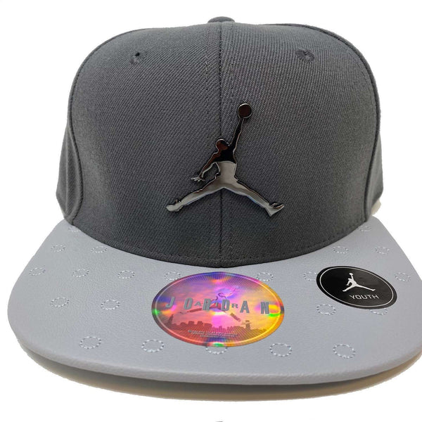 Jordan Boy's Retro 13 Faux Leather Snapback Cap 8/20 Gray (9A1961-G1A)