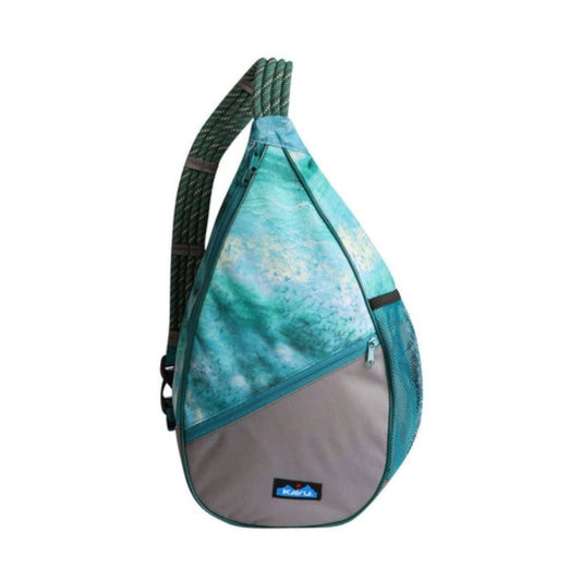 Everyday backpack featuring adjustable shoulder straps, a spacious main compartment, multiple storage pockets, and a durable design for commuting, travel, and daily use