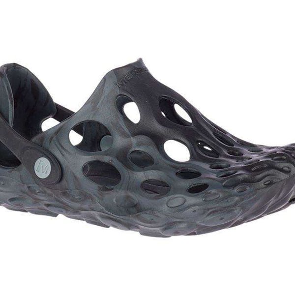 Women’s lightweight molded water shoes featuring a slip-on design, ventilation and drainage ports, contoured cushioned footbed, flexible construction, and durable traction outsole for beach, boating, camping, and water activities