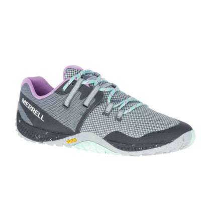 Women’s minimalist running shoes featuring a lightweight breathable mesh upper, lace-up closure, zero-drop platform, flexible low-profile construction, cushioned footbed, and Vibram® EcoStep rubber outsole for natural-feel running and active use