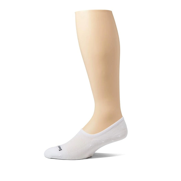 Women’s no show socks 2-pack featuring lightweight merino wool construction, breathable everyday comfort, and discreet low-profile styling for casual footwear
