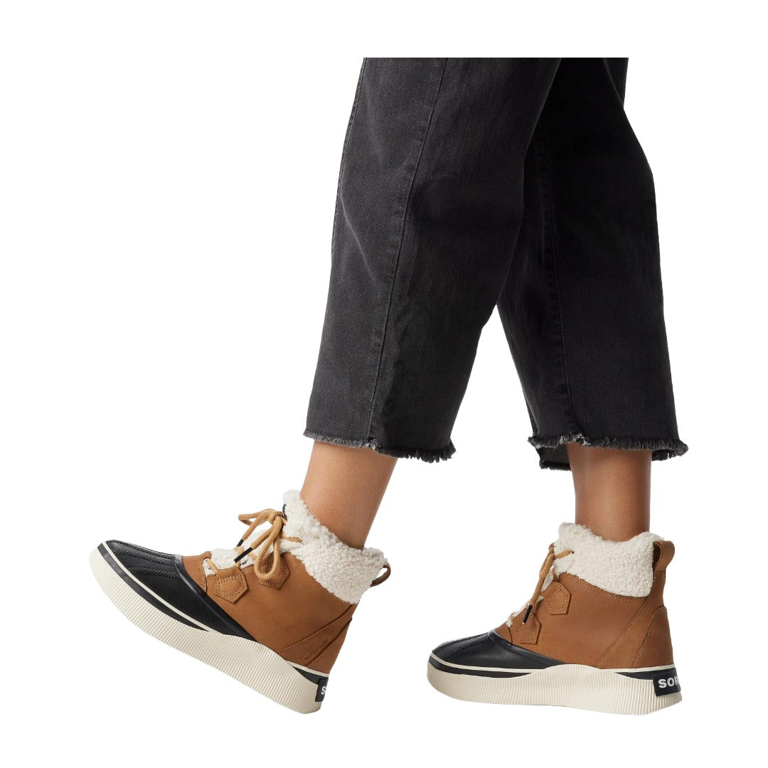 Sorel Women's Out N About IV Chillz Waterproof -  Tawny Buff/Black