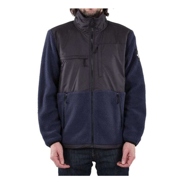 The North Face Men’s Denali Fleece Jacket with full-zip front, chest pocket, and durable reinforced shoulder panels.