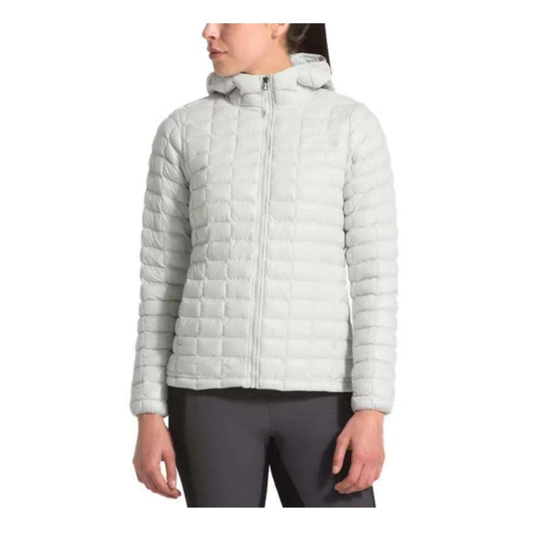 The North Face Women’s Thermoball ECO Jacket lightweight quilted insulated jacket with full-zip front and slim fit design.