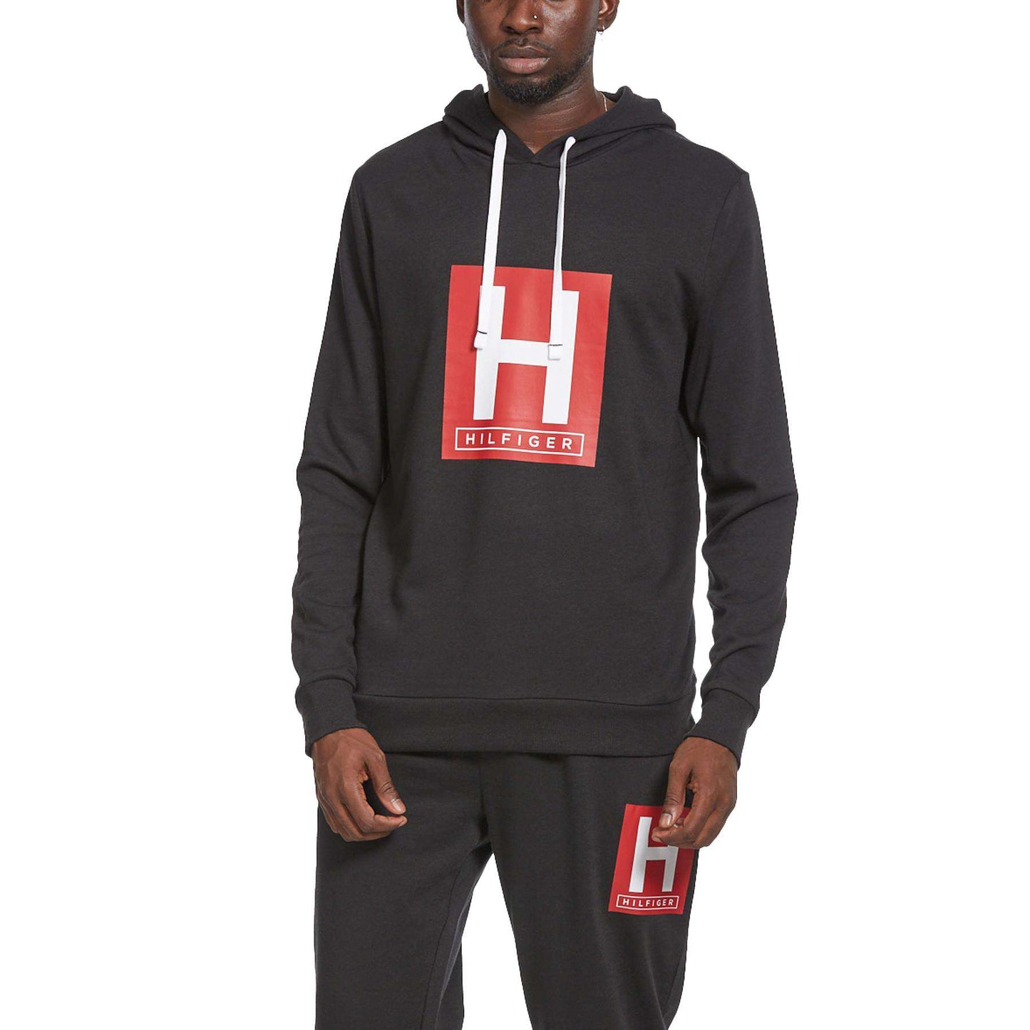 Tommy Hilfiger men’s sleep hoodie featuring a soft fabric, pullover design, drawstring hood, and Box H logo for relaxed comfort.