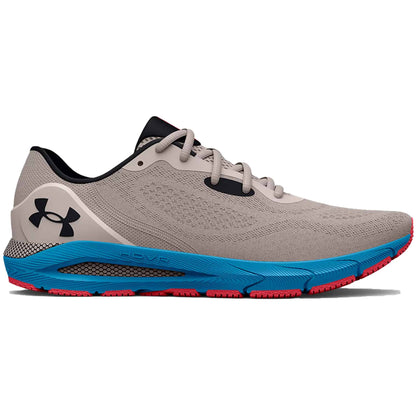 Men’s running shoes featuring a breathable engineered mesh upper, responsive cushioned midsole, lace-up closure, supportive heel design, and durable rubber outsole for road running and training