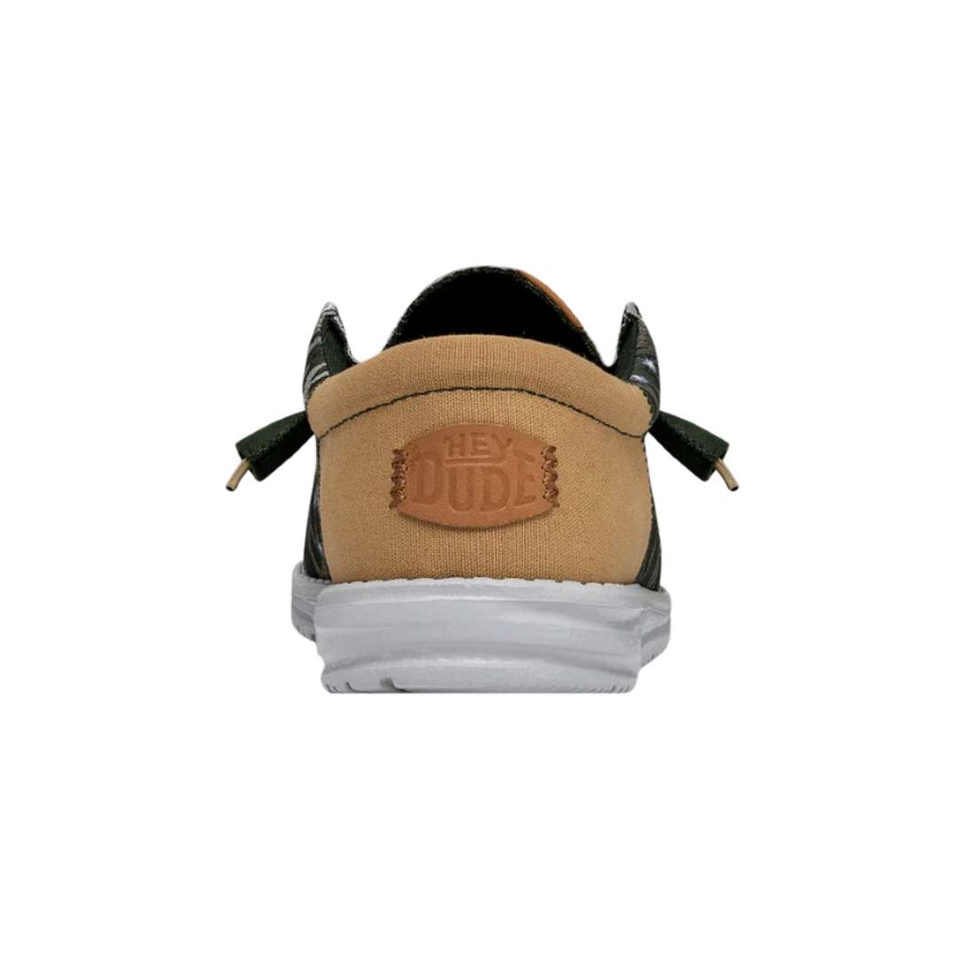 Hey Dude Men's wally Funk oasis in Green -A vibrant and funky choice for contemporary style.