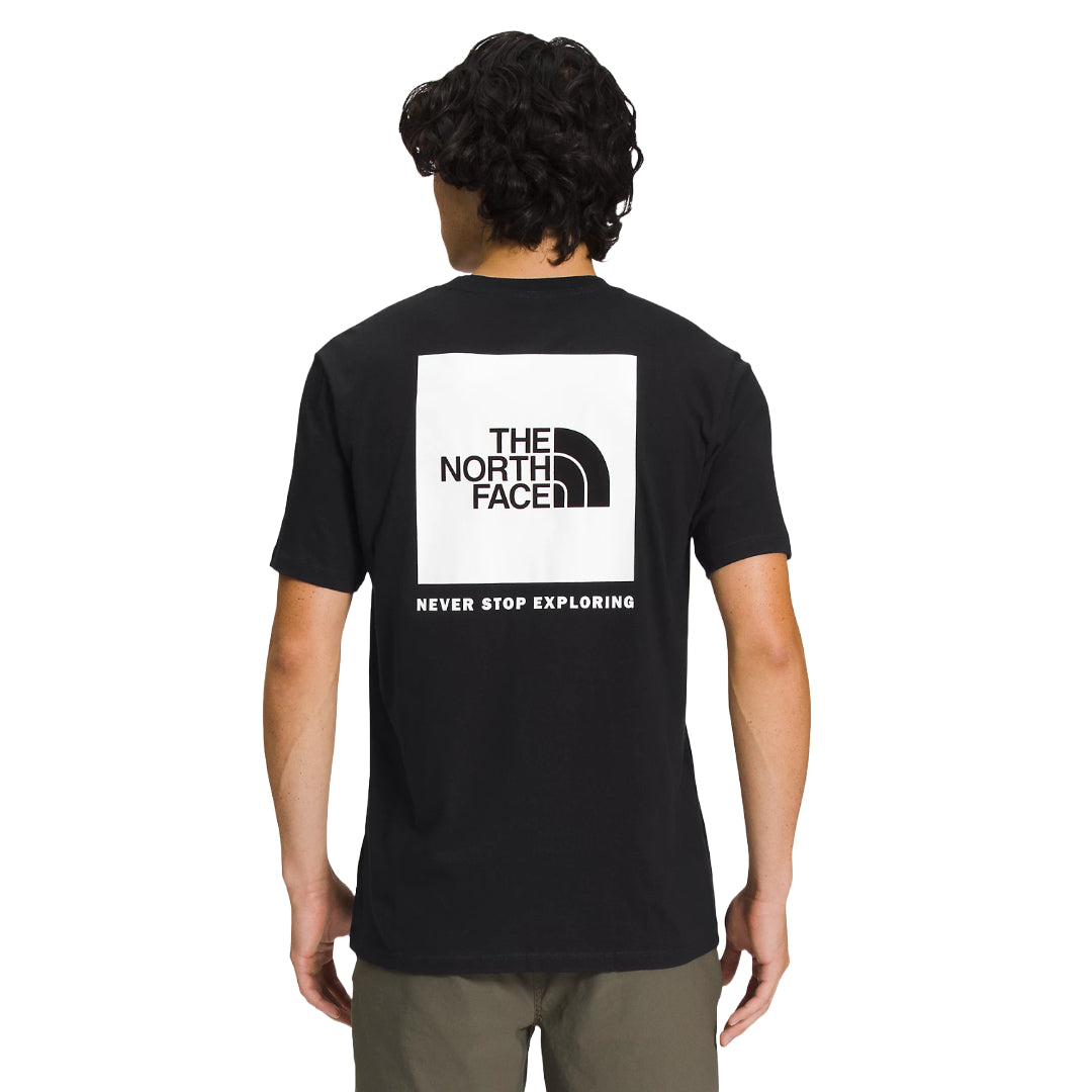 The North Face Men’s Short-Sleeve Box NSE Tee in action