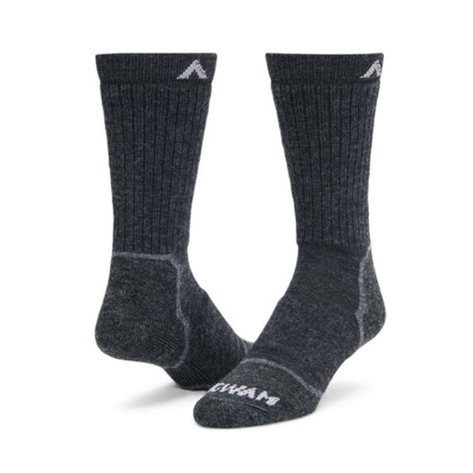 Wigwam Men’s Snow Sirocco knee-high ski socks featuring merino wool-blend construction, lightweight cushioning, and performance winter styling for skiing and snowboarding.