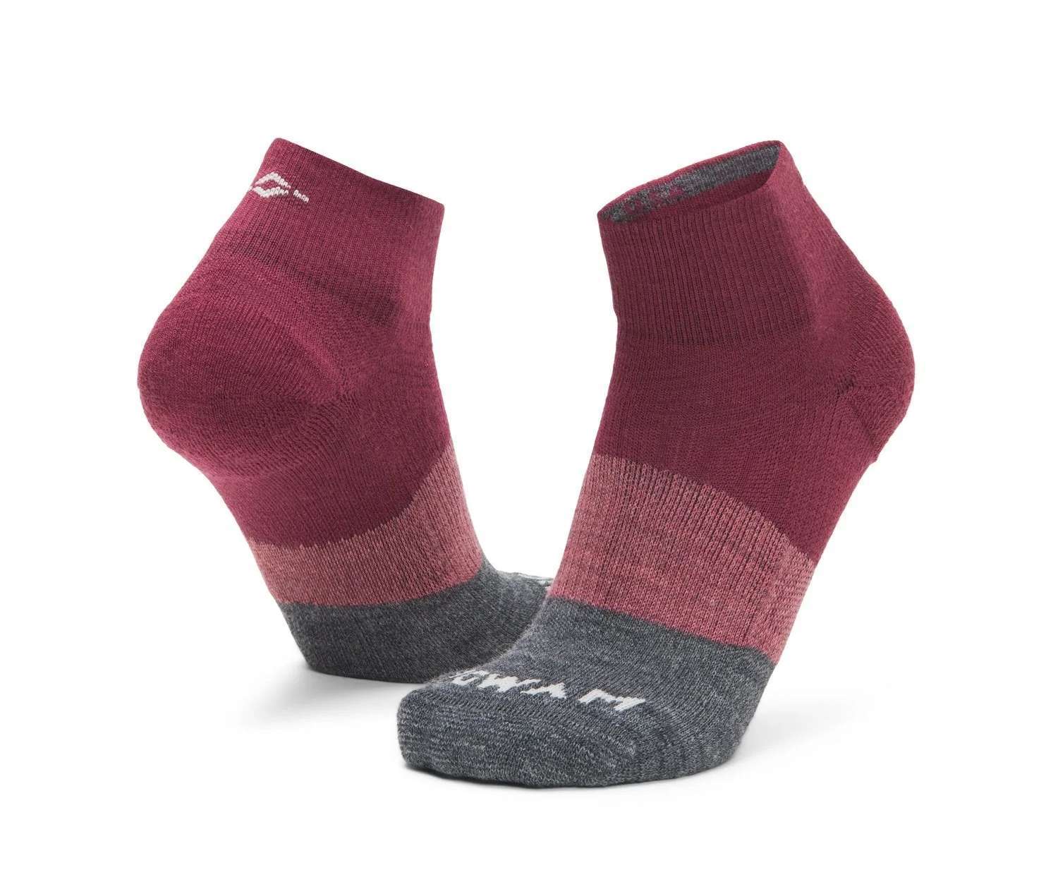 WIGWAM Trail Junkie lightweight quarter socks featuring breathable merino wool-blend construction, cushioned trail-running comfort, and low-profile outdoor performance styling