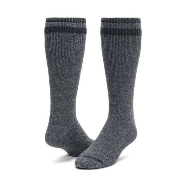 Wigwam men’s boot socks in a 2-pack with thick cushioned knit, designed for durability, warmth, and comfort when worn with work or outdoor boots