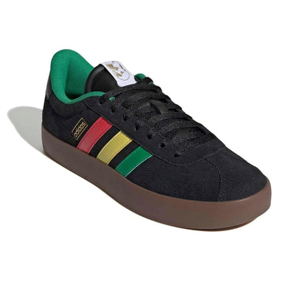 Men’s low-top sneakers featuring a lace-up closure, durable suede or synthetic upper, cushioned footbed, classic court-inspired design, and a rubber outsole for everyday comfort and casual wear