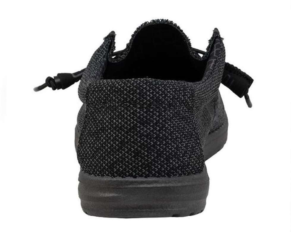 Hey Dude Wally Sox Micro Total Black
